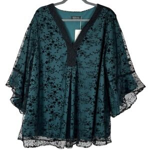 NWT Bloomchic Whimsygoth Black Embroidered Lace over Green Underlay Sz. US 18-20